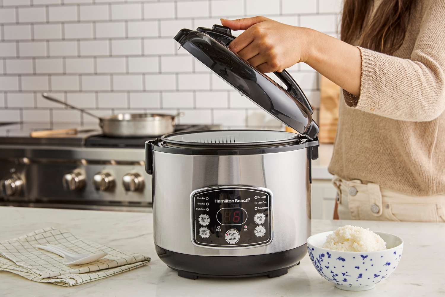 The Ultimate Large Capacity Electric Cooker Review for 2024